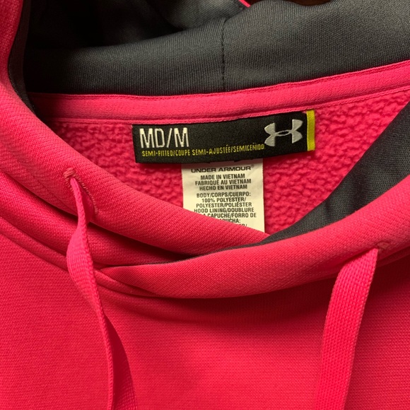 UNDER ARMOUR HOODIE 🌸 PRICE DROP! - Picture 2 of 3